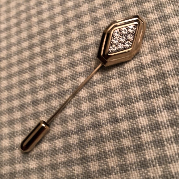 AVON VINTAGE STICK PIN LAPEL HAT SCARF TIE BLING GOLD TONE DIAMOND SHAPE - #426 - Picture 10 of 10